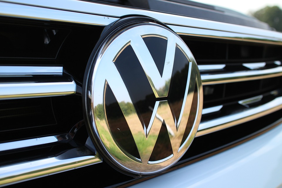 Crollo Volkswagen : 11 milioni di auto-truffe, diesel non a norma