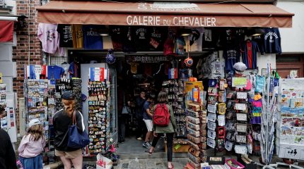 Nazionalizzazione negozi: l’idea francese per il rilancio