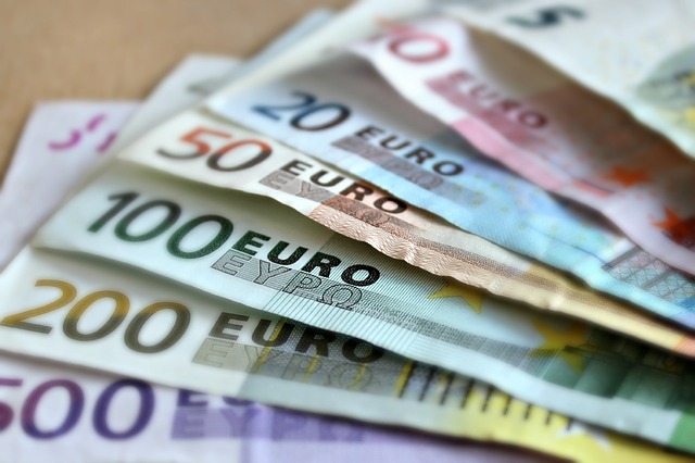 Banconote in euro: ridisegnate entro il 2024!